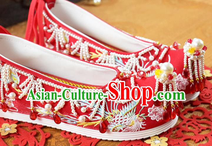 China Wedding Shoes Traditional Hanfu Shoes National Embroidered Phoenix Red Cloth Shoes