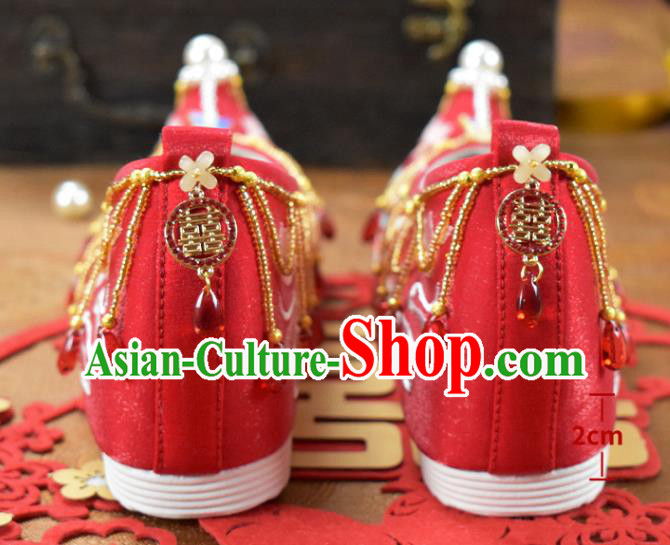 China Wedding Shoes Traditional Hanfu Shoes National Embroidered Phoenix Red Cloth Shoes