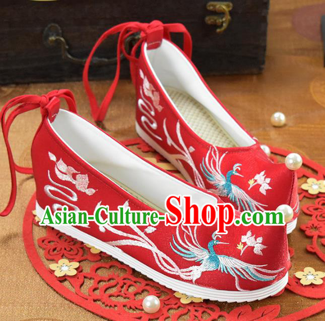 China Traditional Wedding Shoes Red Cloth Shoes National Women Embroidered Shoes