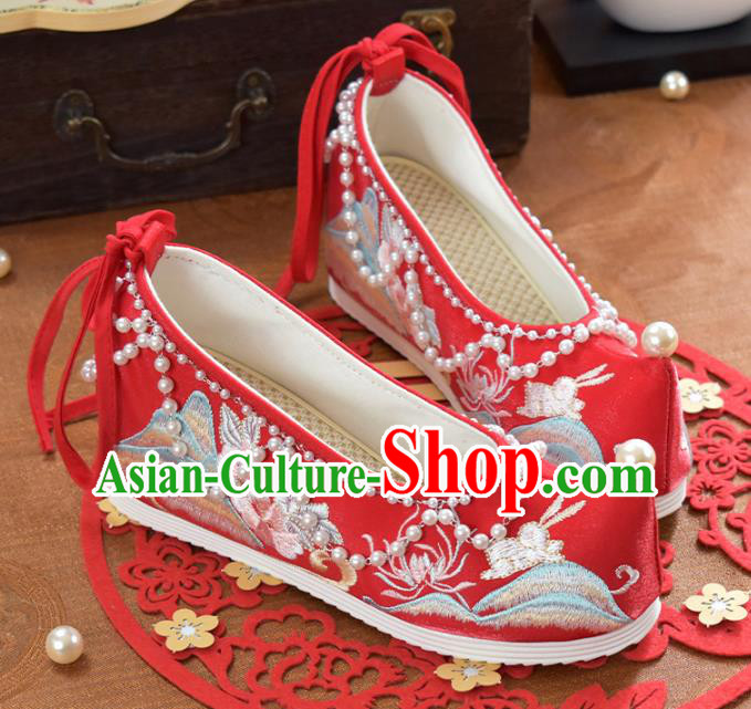 China Traditional Wedding Hanfu Shoes Women Red Embroidered Shoes National Beads Shoes