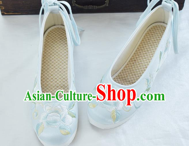 China Women Shoes Traditional Hanfu Shoes Embroidered Peony Shoes National Light Blue Cloth Shoes