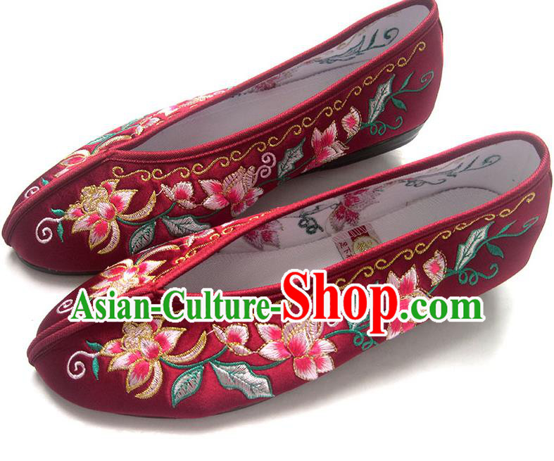 China Embroidered Flowers Shoes National Wedding Xiu He Shoes Traditional Wine Red Satin Shoes