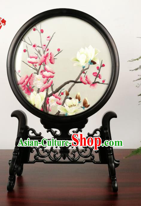 China Traditional Handmade Blackwood Desk Ornament Suzhou Embroidery Plum Mangnolia Table Screen
