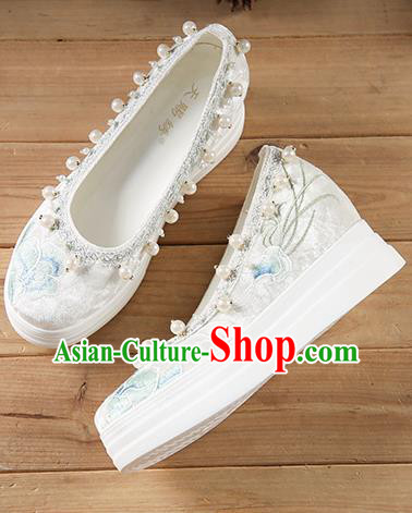 China Hanfu Shoes Embroidered Peony Shoes White Cloth Shoes Pearls Shoes