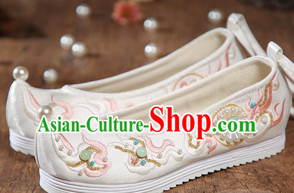 China Ancient Princess Shoes Traditional Ming Dynasty Hanfu Shoes Embroidered White Satin Shoes