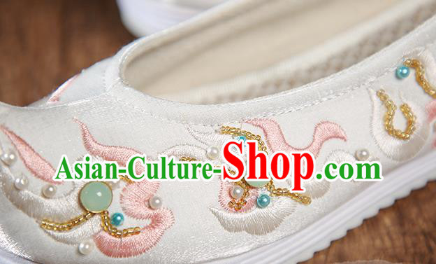 China Ancient Princess Shoes Traditional Ming Dynasty Hanfu Shoes Embroidered White Satin Shoes