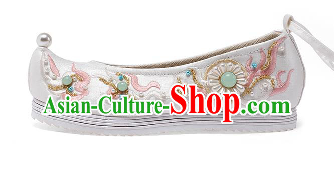 China Ancient Princess Shoes Traditional Ming Dynasty Hanfu Shoes Embroidered White Satin Shoes