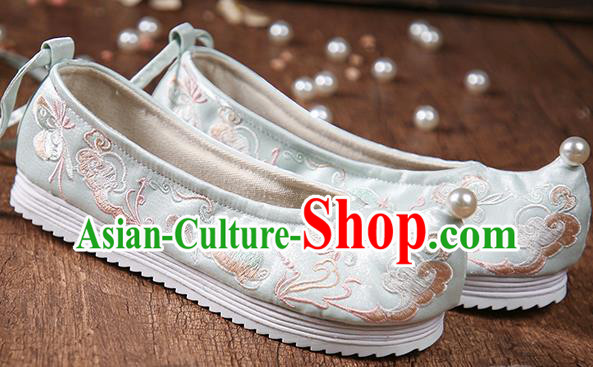 China National Women Light Blue Cloth Shoes Embroidered Hanfu Shoes Traditional Ming Dynasty Princess Shoes