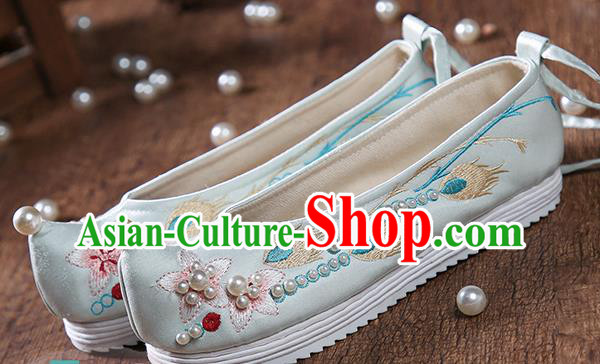 China Traditional Hanfu Pearls Shoes Embroidered Peach Blossom Green Satin Shoes Ancient Ming Dynasty Princess Shoes