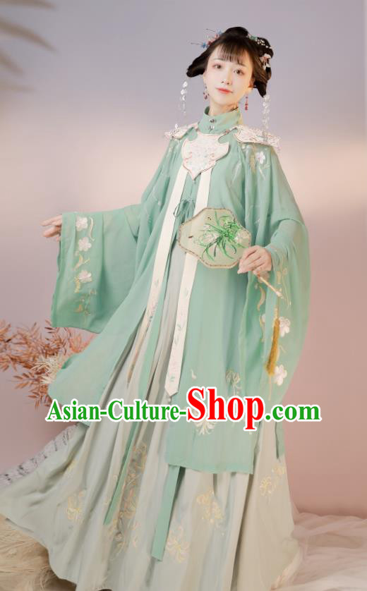 China Traditional Ming Dynasty Noble Lady Historical Clothing Ancient Young Beauty Green Hanfu Dress Costumes