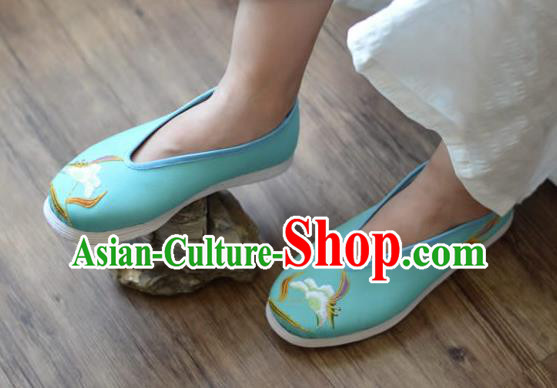 China National Women Shoes Embroidered Green Cloth Shoes Traditional Shoes