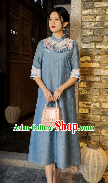 Chinese National Qipao Dress Clothing Traditional Embroidered Blue Cheongsam