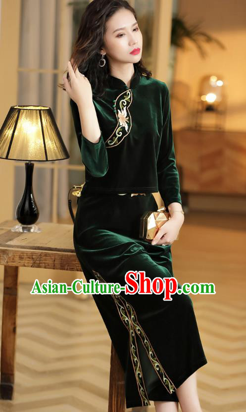 Chinese National Classical Embroidered Green Velvet Blouse and Skirt Traditional Women Tang Suit Clothing