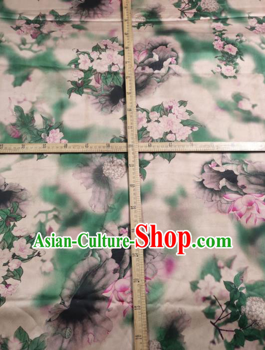 China Traditional Lotus Begonia Pattern Gambiered Guangdong Gauze Beige Satin Cloth Cheongsam Silk Fabric
