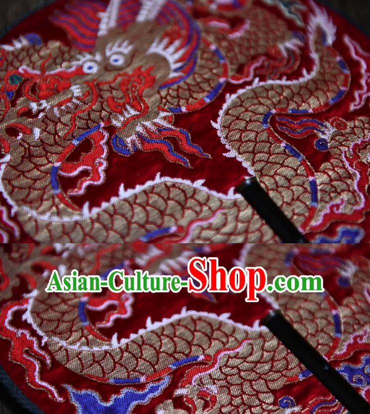 China Traditional Red Brocade Fan Handmade Dragon Painting Palace Fan Wedding Circular Fan