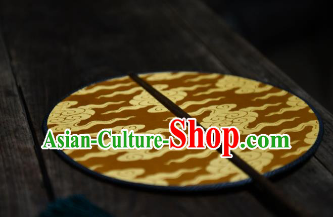 China Traditional Red Brocade Fan Handmade Dragon Painting Palace Fan Wedding Circular Fan