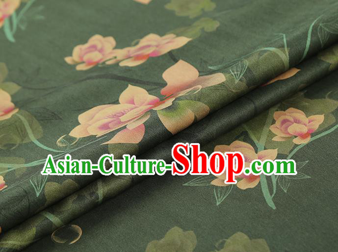 China Classical Cheongsam Green Silk Fabric Gambiered Guangdong Gauze Traditional Mangnolia Pattern Brocade