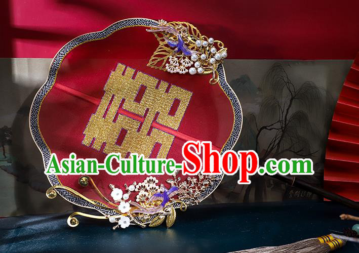 China Handmade Bride Palace Fan Traditional Wedding Xiuhe Suit Fan Embroidered Red Silk Fan