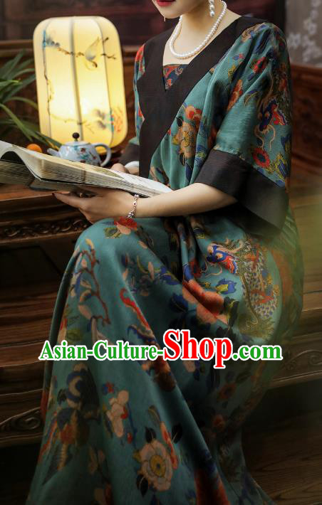 Asian Chinese Classical Gambiered Guangdong Gauze Cheongsam Traditional Young Beauty Green Silk Qipao Dress