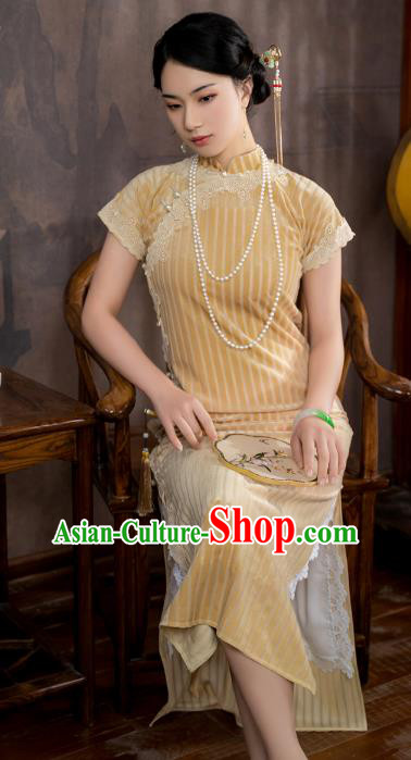 China National Shanghai Beauty Qipao Dress Clothing Traditional Young Lady Light Yellow Velvet Cheongsam