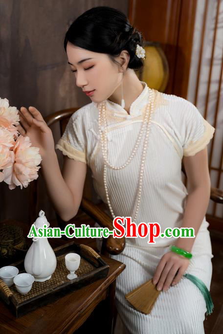 China National Young Lady Qipao Dress Clothing Traditional White Velvet Cheongsam