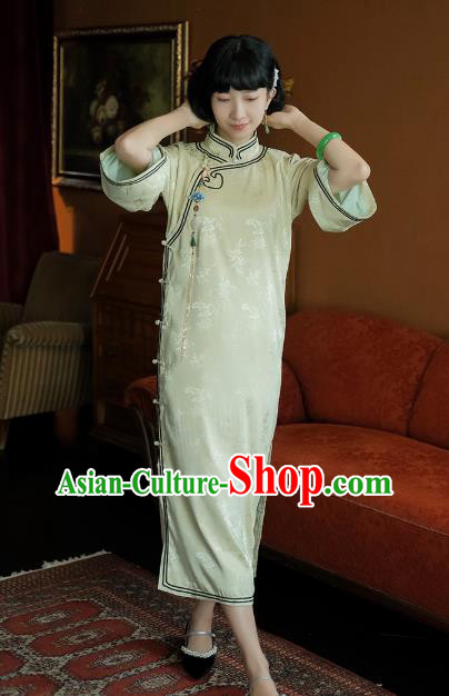 China National Wide Sleeve Qipao Dress Clothing Traditional Young Lady Light Green Silk Cheongsam