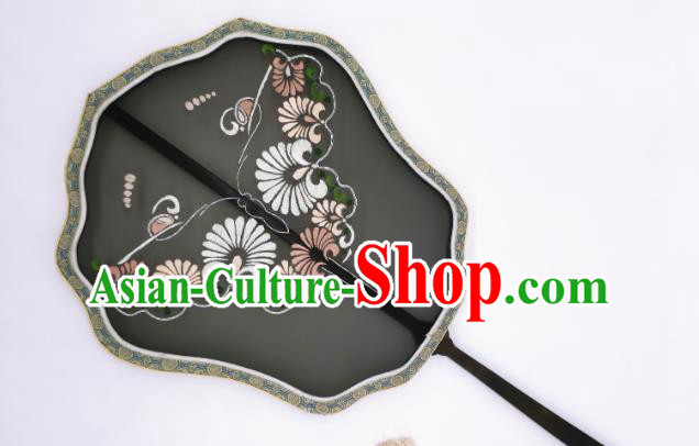 China Suzhou Double Side Embroidery Palace Fan Handmade Black Silk Fan Hanfu Fans