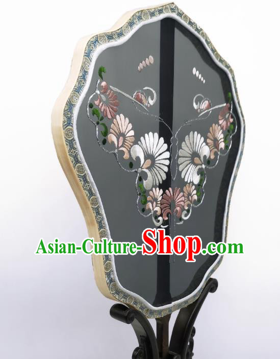 China Suzhou Double Side Embroidery Palace Fan Handmade Black Silk Fan Hanfu Fans