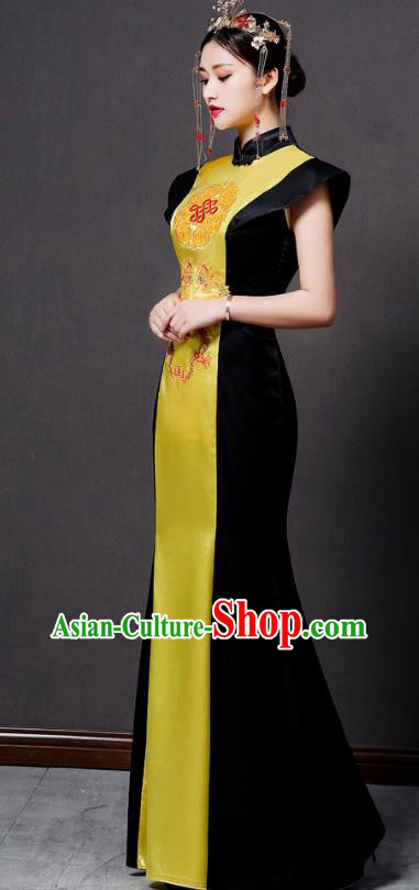China Catwalks Show Embroidery Dragon Cheongsam Stage Performance Clothing Bride Fishtail Golden Qipao Dress