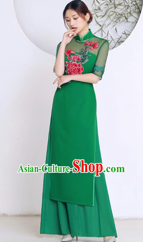 China Catwalks Show Embroidery Peony Green Cheongsam Stage Performance Clothing Classical Aodai Qipao Dress