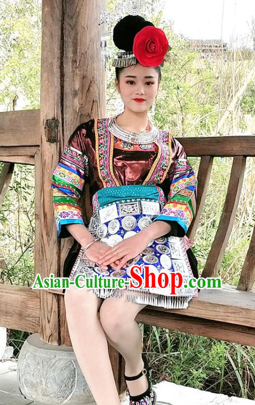 Chinese Dong Ethnic Woman Stage Performance Costumes Traditional National Minority Folk Dance Clothing