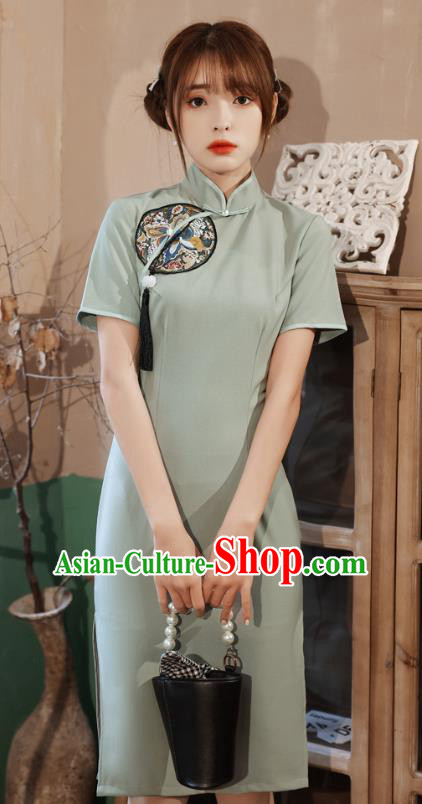 Chinese Classical Qipao Dress Traditional Young Girl Light Green Cheongsam