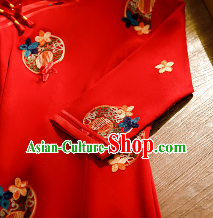 Chinese Classical Wedding Qipao Dress Traditional Bride Embroidered Red Cheongsam Clothing