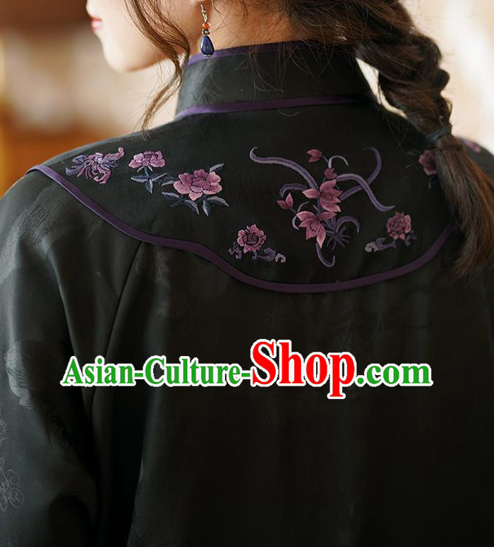 China Classical Embroidered Black Silk Cheongsam Costume National Young Beauty Stand Collar Qipao Dress