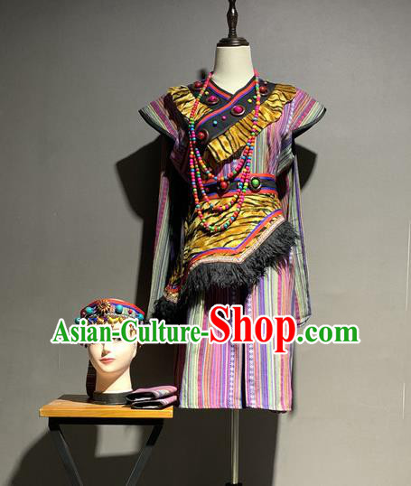 Chinese Yi Nationality Minority Costumes Ethnic Woman Folk Dance Clothing and Headpiece