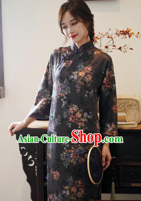 China Classical Purple Silk Cheongsam National Young Women Gambiered Guangdong Gauze Long Qipao Dress