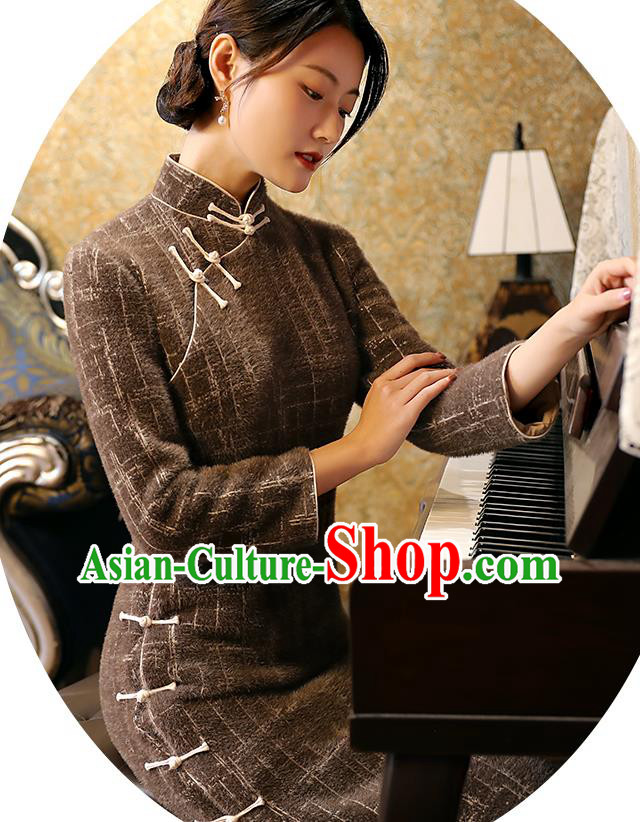 Chinese Traditional Winter Cheongsam National Young Lady Costume Classical Brown Mink Hair Qipao Dress