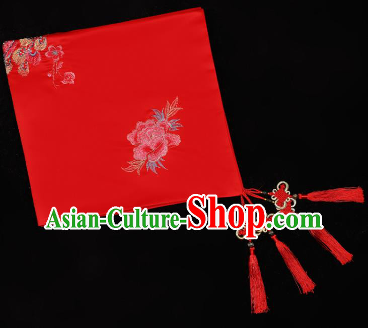 China Traditional Wedding Satin Headwear Bride Red Veil Xiuhe Suit Embroidered Peacock Peony Headdress