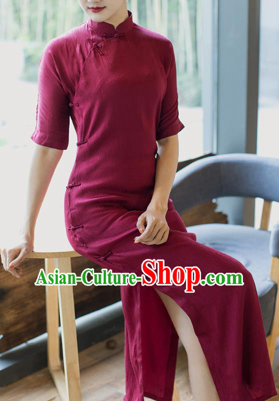 Republic of China Young Woman Cheongsam Costume Traditional Minguo Wine Red Silk Qipao Dress