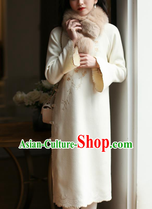 China Embroidered Beige Woolen Cheongsam Costume Traditional New Year Qipao Dress