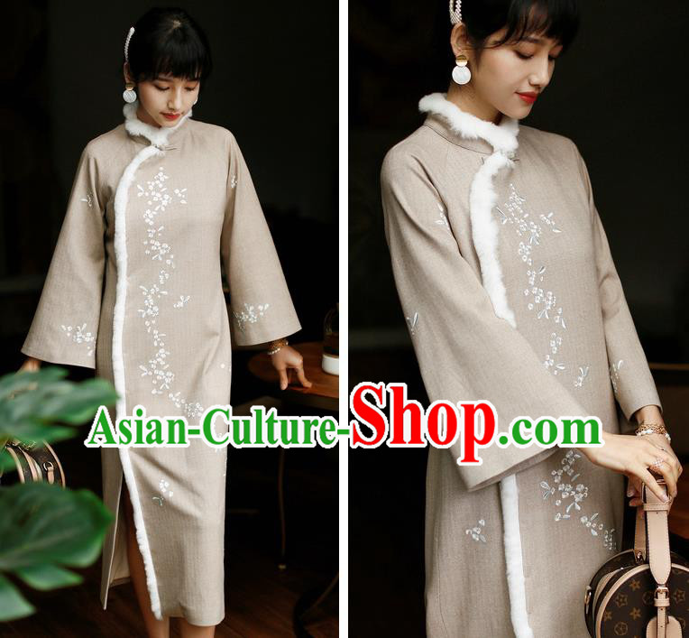 China Winter Cheongsam Costume Traditional Young Lady Light Grey Woolen Qipao Dress