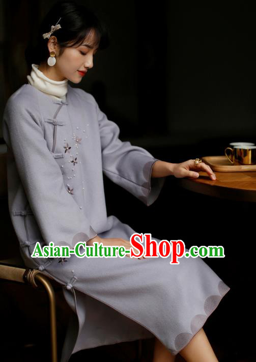 China Winter Purple Woolen Cheongsam Costume Traditional Young Lady Embroidered Qipao Dress