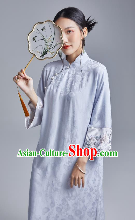 China Classical Embroidered Brocade Cheongsam Costume Traditional Young Lady Blue Silk Qipao Dress