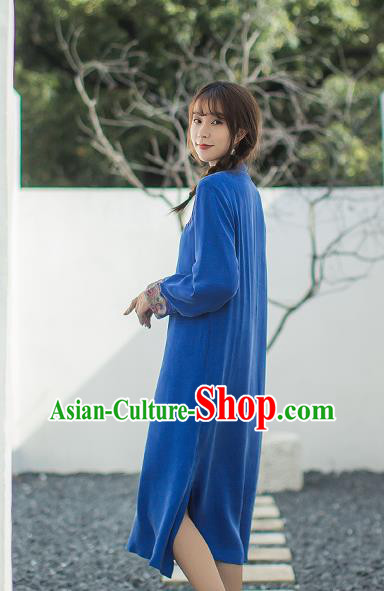 China Classical Embroidered Slant Opening Cheongsam Traditional Young Lady Royallbue Qipao Dress