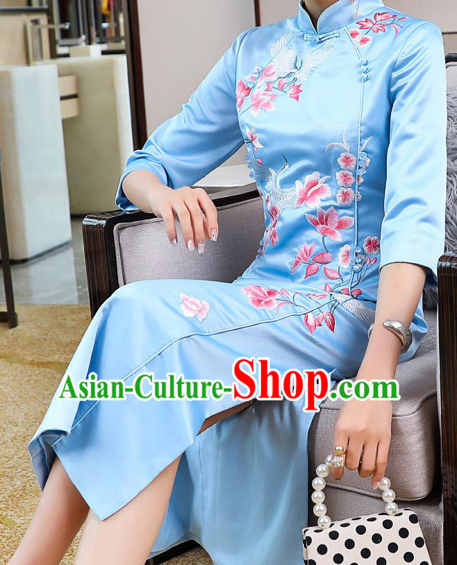 China Tang Suit Qipao Dress Traditional Young Woman Costume Classical Embroidered Blue Satin Cheongsam