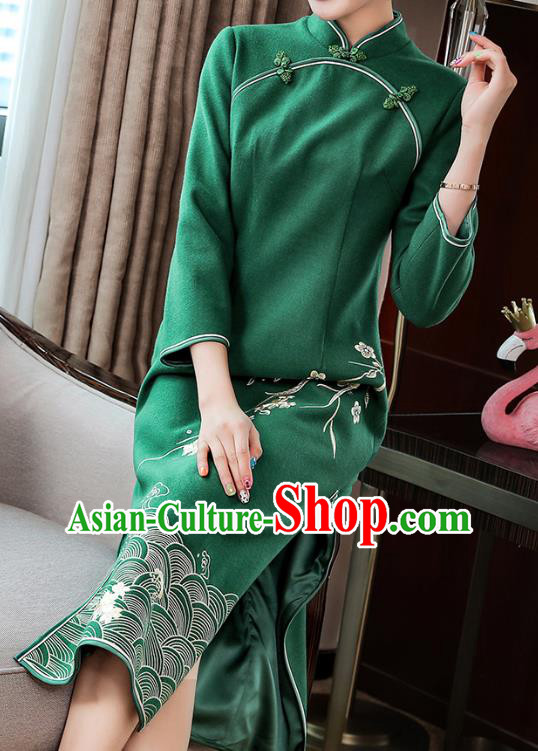 China Traditional Embroidered Green Wool Cheongsam Costume Classical Tang Suit Qipao Dress