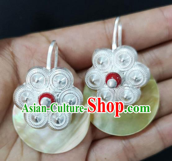 China Traditional Yi Nationality Silver Ear Accessories Handmade Liangshan Ethnic Yellow Shell Earrings