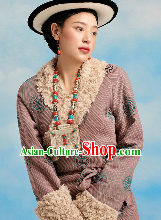 China Zang Nationality Bola Clothing Tibetan Ethnic Woman Winter Costume