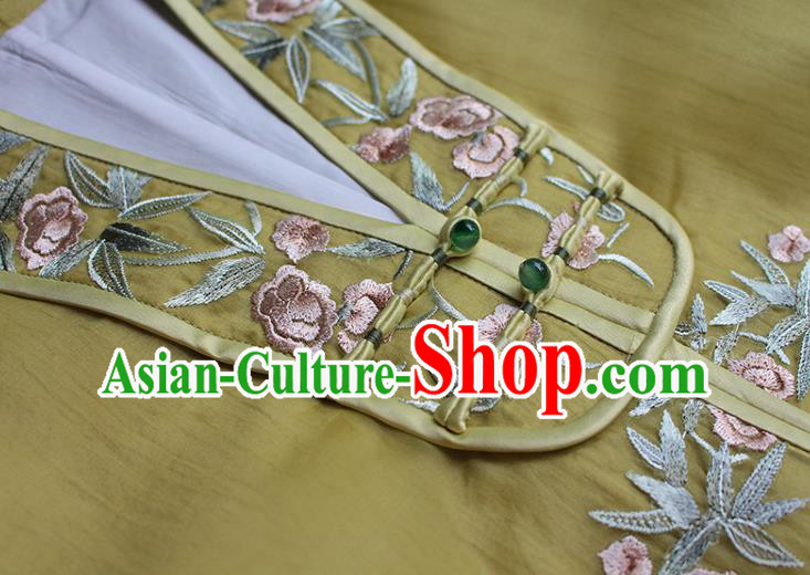 China National Embroidered Young Lady Cheongsam Classical Yellow Silk Qipao Dress Clothing