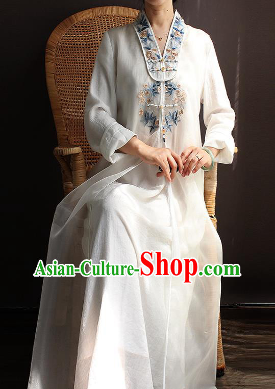 China Embroidered White Flax Qipao Dress Classical Dance Cheongsam National Women Zen Clothing
